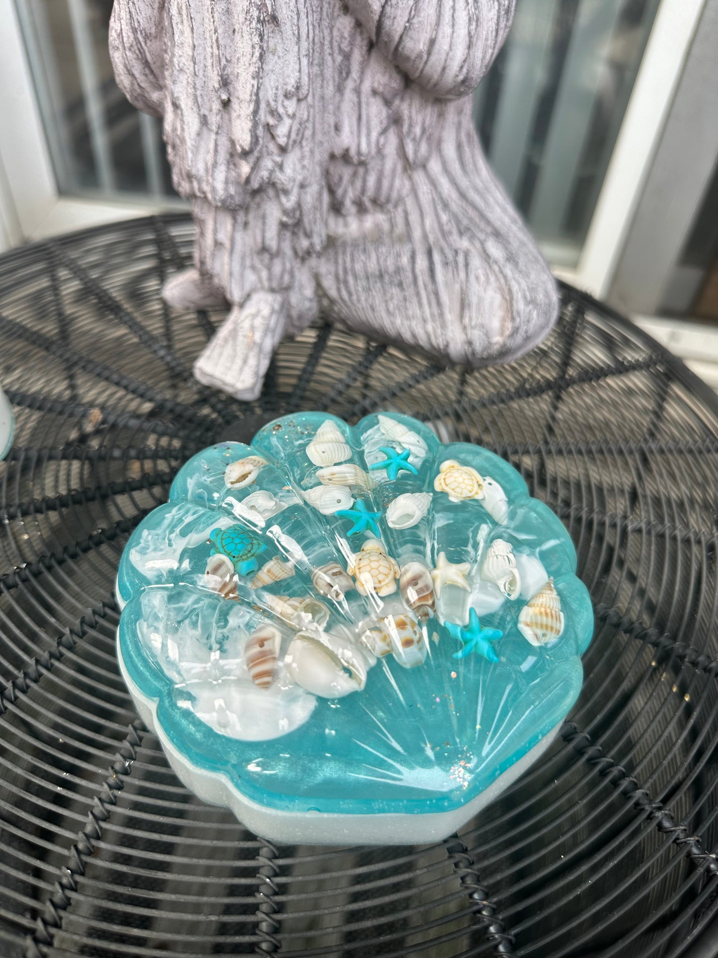 Ocean Treasures Shell Case