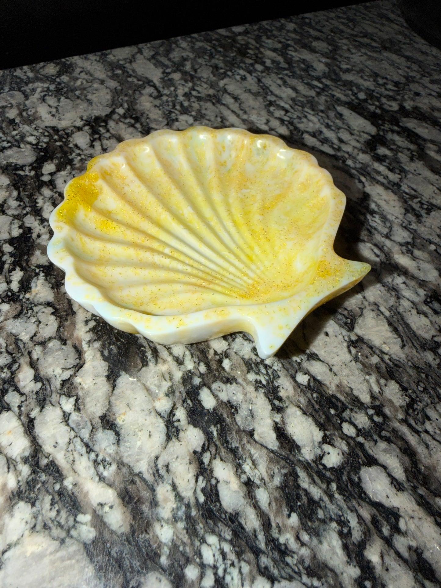 Yellow Marble Shell
