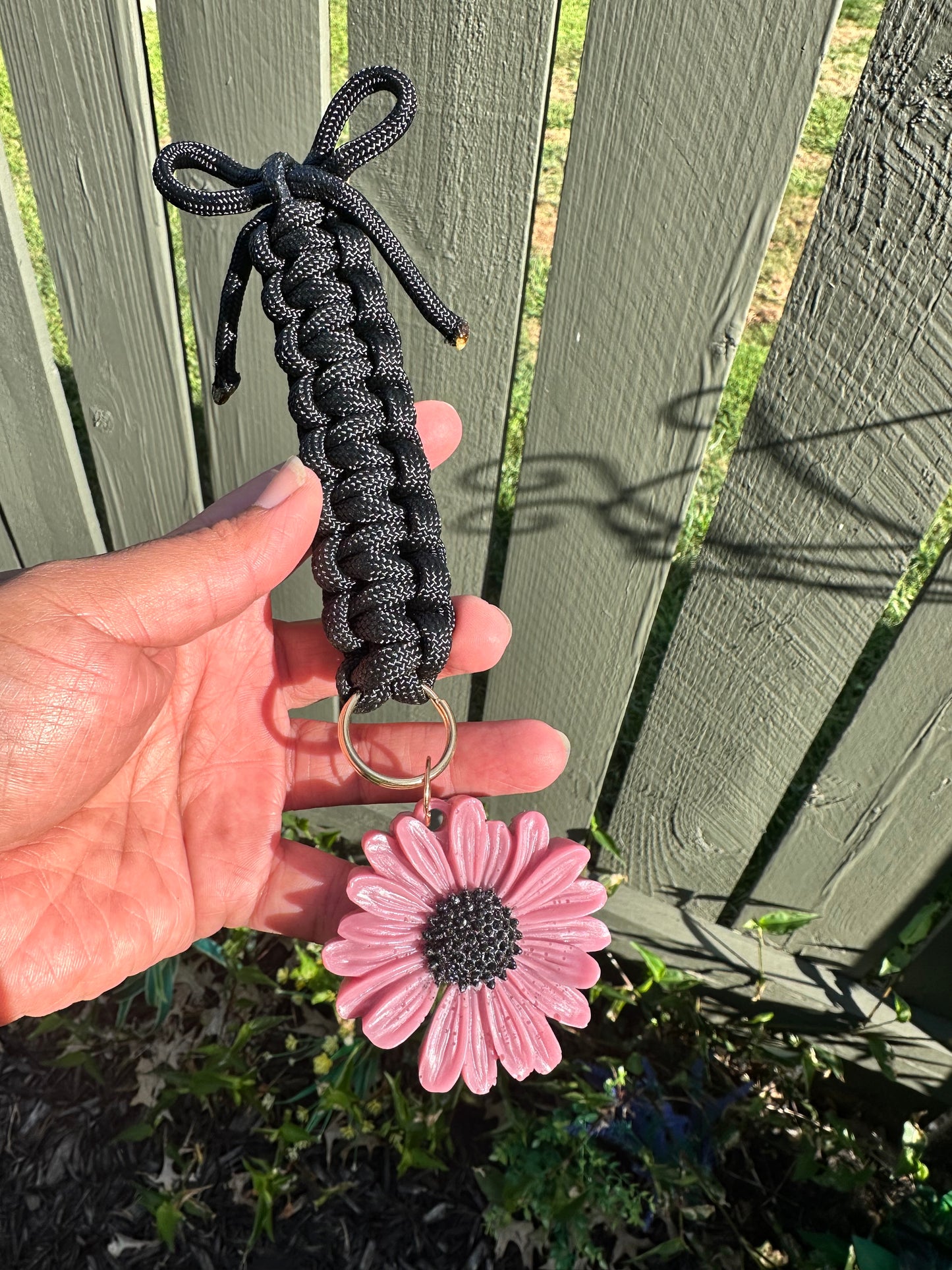 Bloom Paracord Keychain 🌸