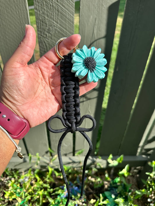 Bloom Paracord Keychain 🌸