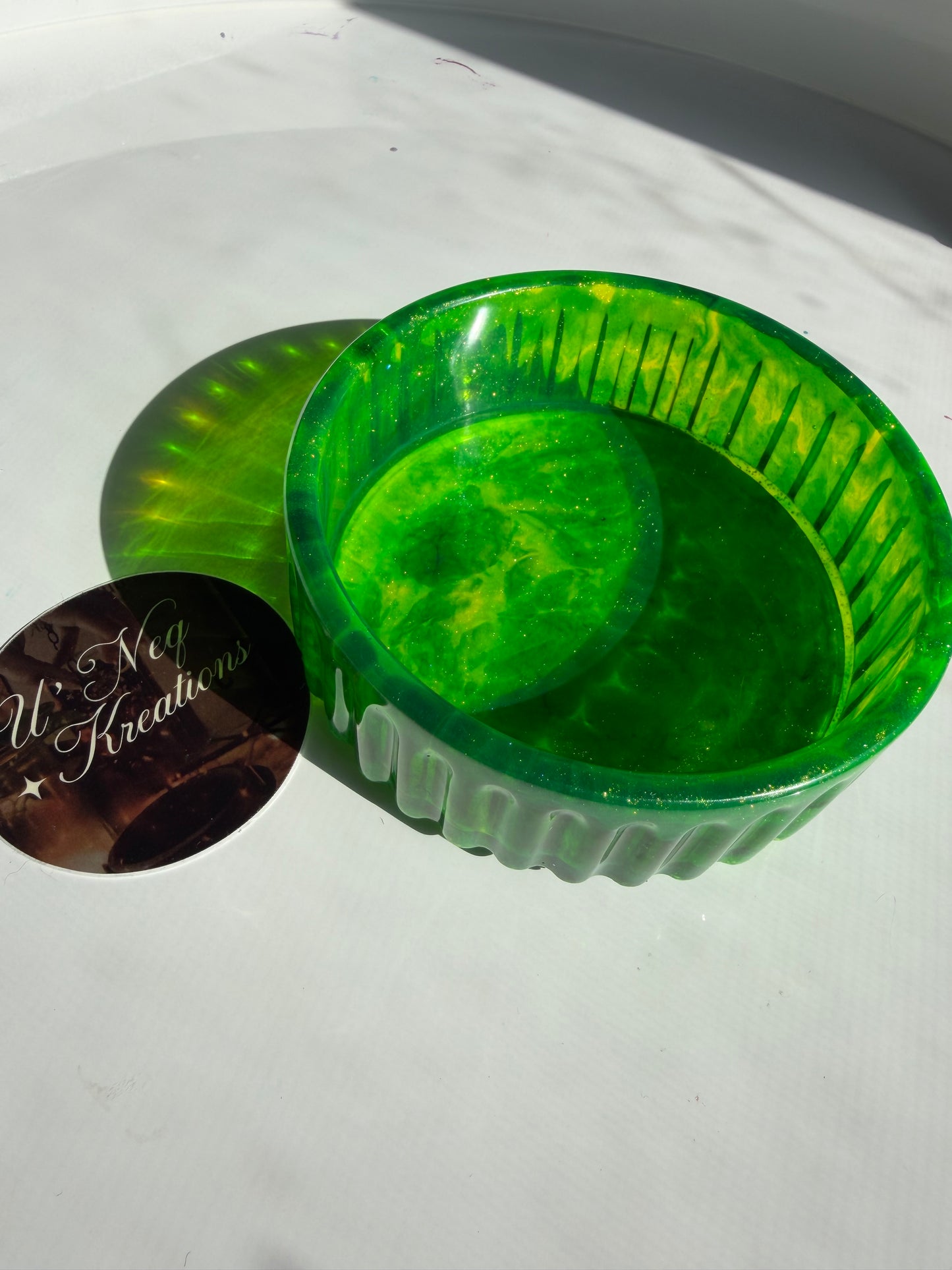 Shimmery green bowl