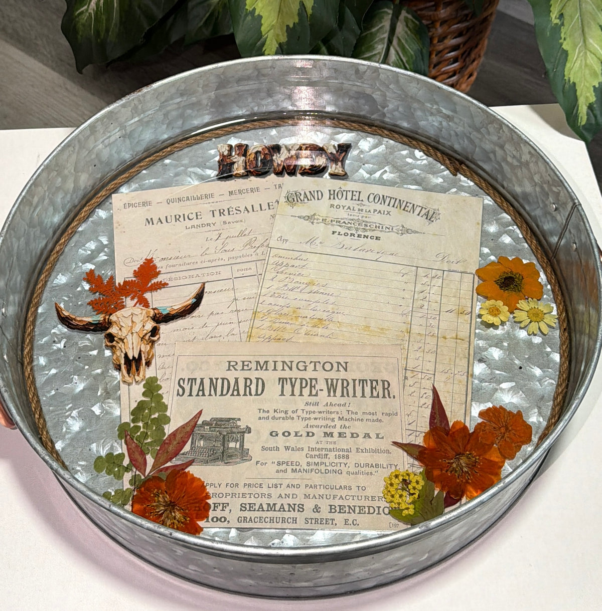 🤠 Western Vintage Epoxy Tray