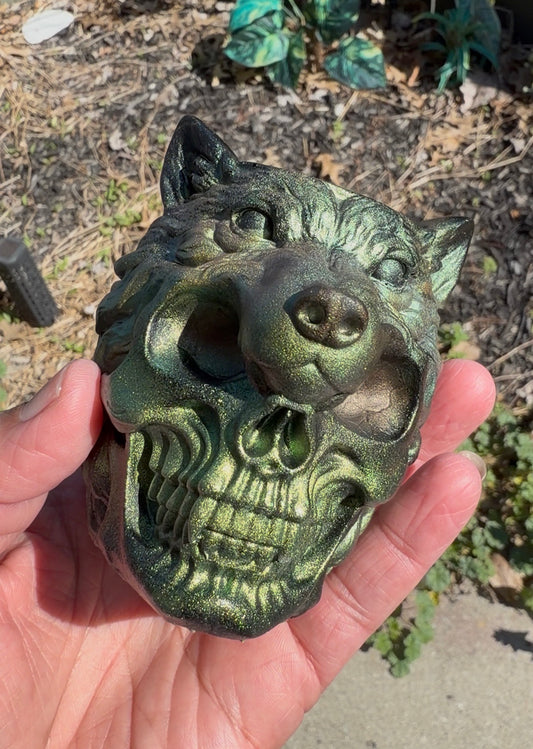 Green Wolf Pen Holder